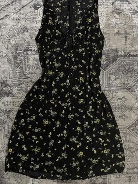 Motel Rocks Women's Black Floral Sundress - Lightweight Size Medium